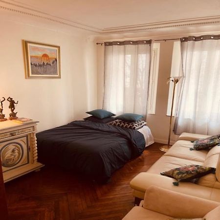 Chez Claudia Bed & Breakfast คานส์ ภายนอก รูปภาพ