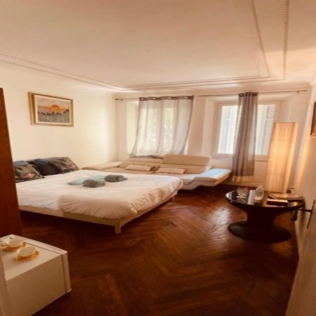 Chez Claudia Bed & Breakfast คานส์ ภายนอก รูปภาพ
